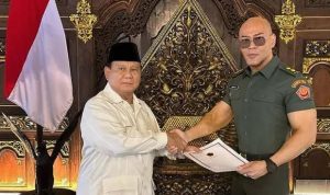 tentang-pangkat-tituler-yang-diberikan-prabowo-kepada-deddy-corbuzier_169
